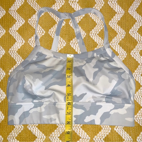 💖 NWOT JustFab Nimbus Cloud White Gray Camo 2 Pc Activewear Set Size L - Picture 8 of 13